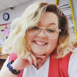 Meet your Posher, Paulena